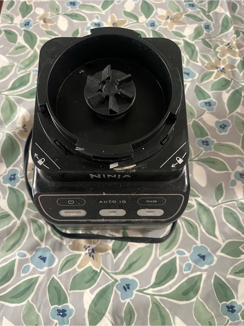 Ninja Black Auto IQ Blender Base only!